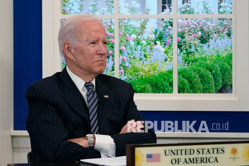 Presiden AS Joe Biden memilih tetap diam dan enggan berkomentar tentang 37 dakwaan terhadap Donald Trump
