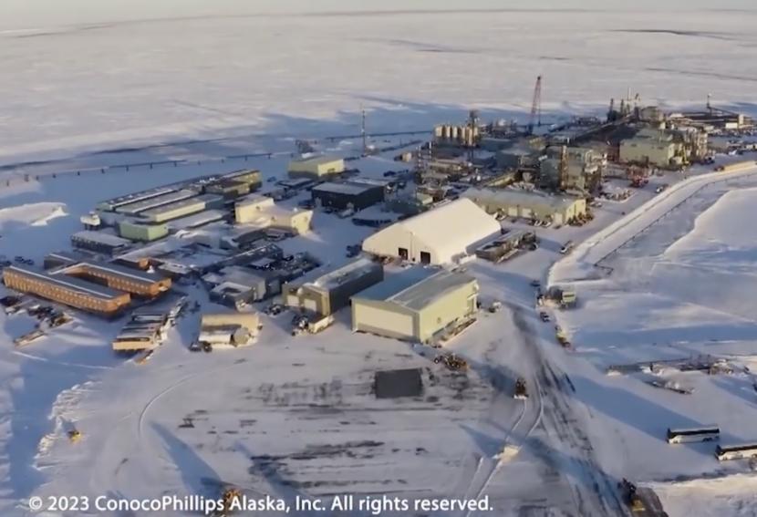 Presiden Joe Biden justru mengizinkan proyek pengeboran minyak besar-besaran di Alaska. 