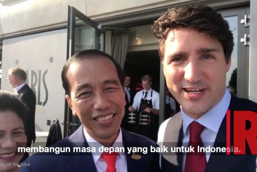 Presiden Joko Widodo bersama Perdana Menteri Kanada, Justin Treaudu (kanan).