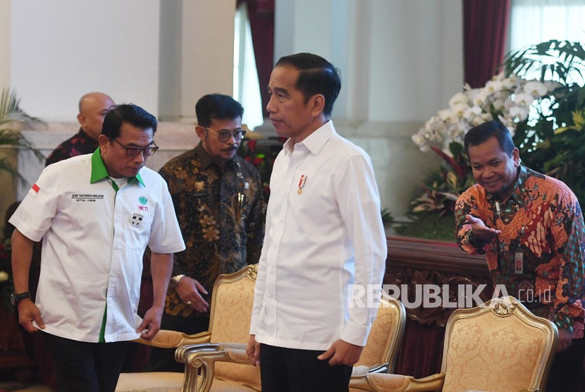 Presiden Joko Widodo bersiap membuka Asian Agriculture and Food Forum (ASAFF) tahun 2020 di Istana Negara, Jakarta, Kamis (12/3/2020).(Antara/Akbar Nugroho Gumay)