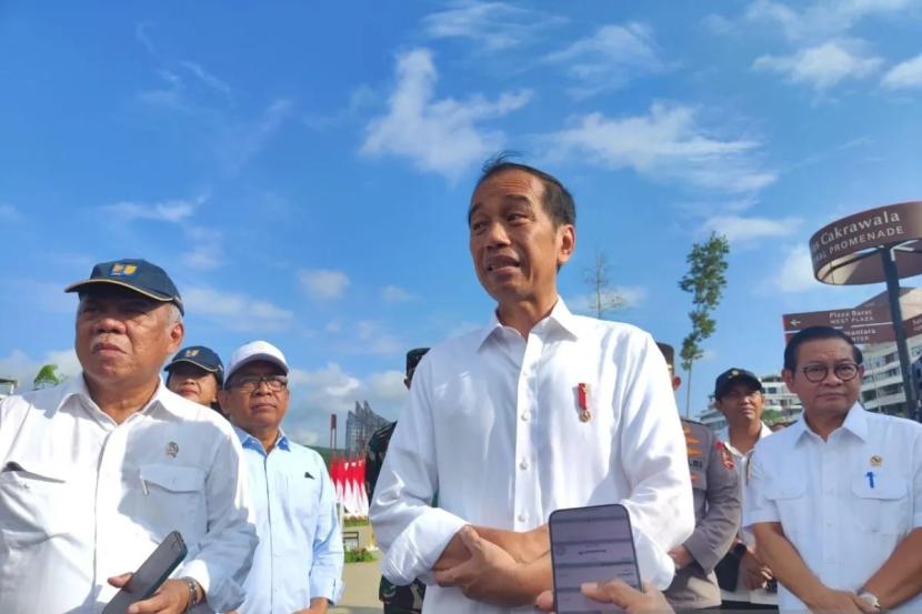 President Joko Widodo (Jokowi) gave a statement to reporters at IKN, East Kalimantan, Wednesday (14/8/2024).