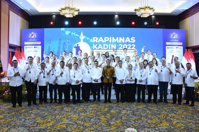 Presiden Joko Widodo (Jokowi) resmi membuka Rapat Pimpinan Nasional (Rapimnas) Kamar Dagang dan Industri (Kadin) 2022 yang berlangsung, Jumat (2/12/2022) di Hotel Borobudur, Jakarta Pusat.