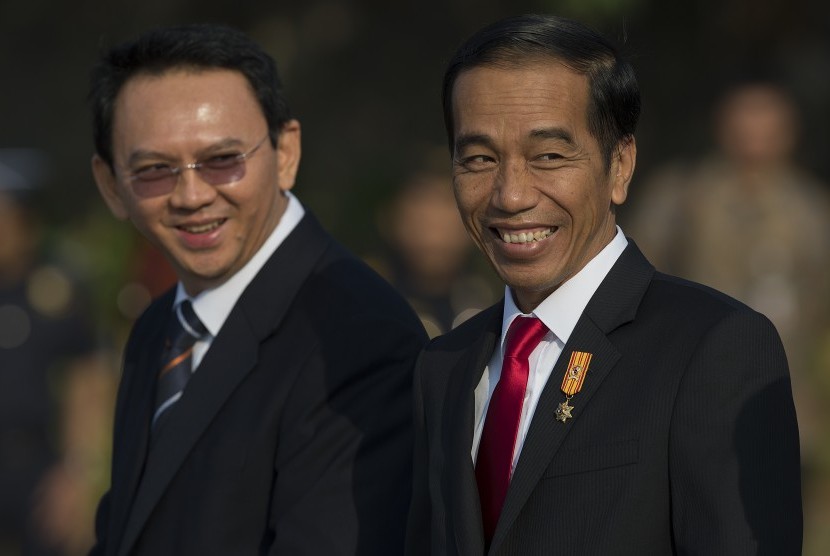 Presiden Joko Widodo (kanan) dan Basuki Tjahaja Purnama (kiri)