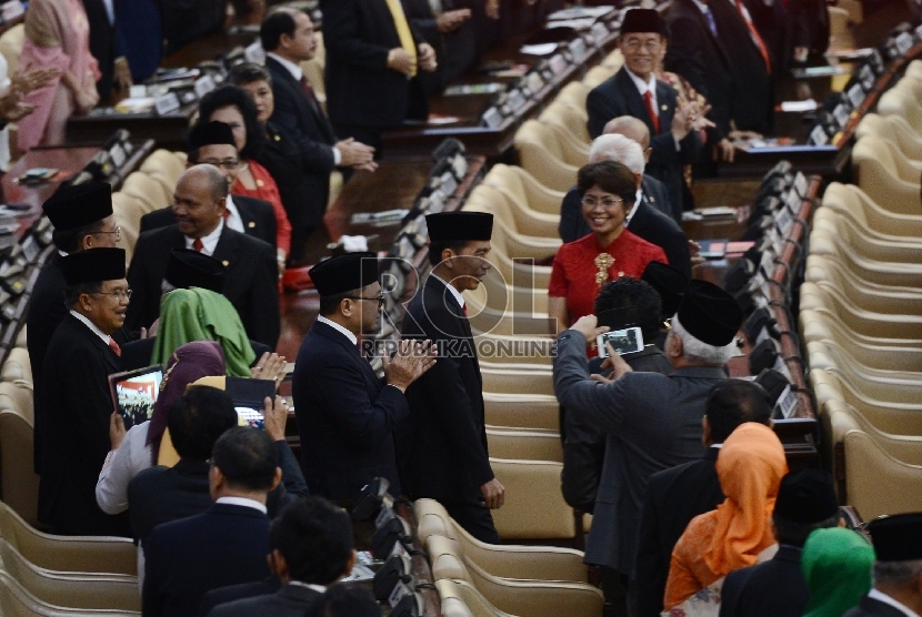  Presiden Joko Widodo memasuki ruang Sidang Tahunan MPR Tahun 2015 di Kompleks Parlemen, Senayan, Jakarta, Jumat (14/8).  (Republika/Raissan Al Farisi)