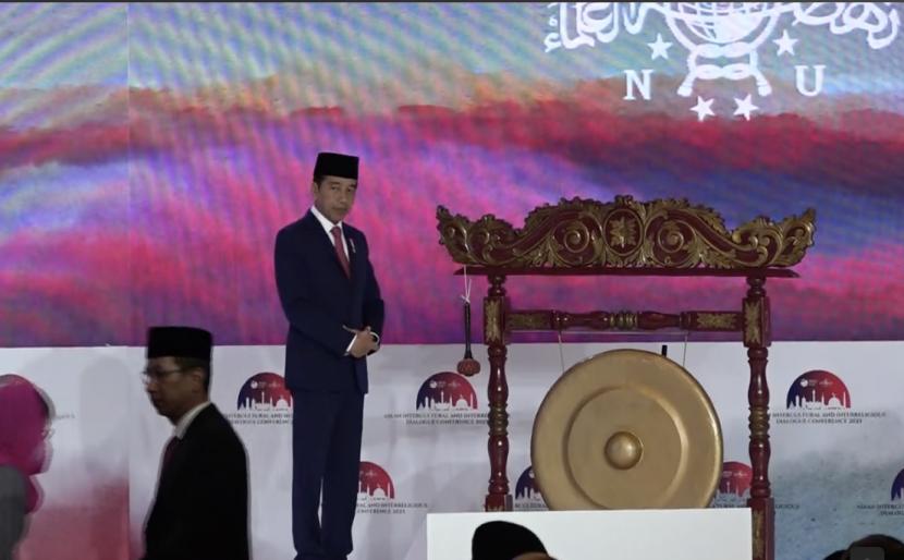 Presiden Joko Widodo menghadiri ASEAN Intercultural and Interreligious Dialogue Conference (IIDC).