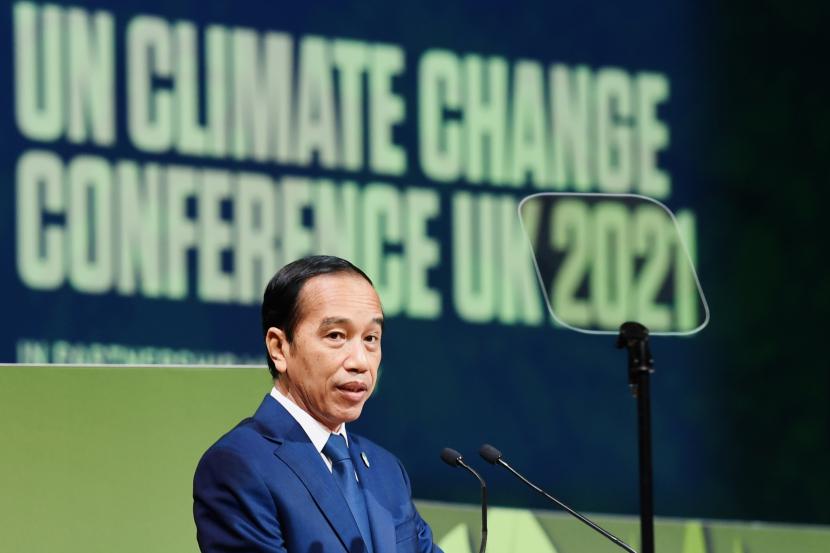 Presiden Joko Widodo menjadi pembicara pada sesi World Leaders Summit on Forest and Land Use di Scotish Event Campus di KTT Perubahan Iklim PBB (COP26) di Glasgow, Skotlandia, Britania Raya.