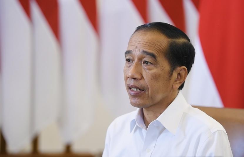 Presiden Joko Widodo Di tengah aksi unjuk rasa yang dilakukan di sekitar Istana Jakarta hari ini Jumat (23/9/2022), Presiden Joko Widodo (Jokowi) melakukan kegiatannya di Istana Kepresidenan Bogor, Jawa Barat.