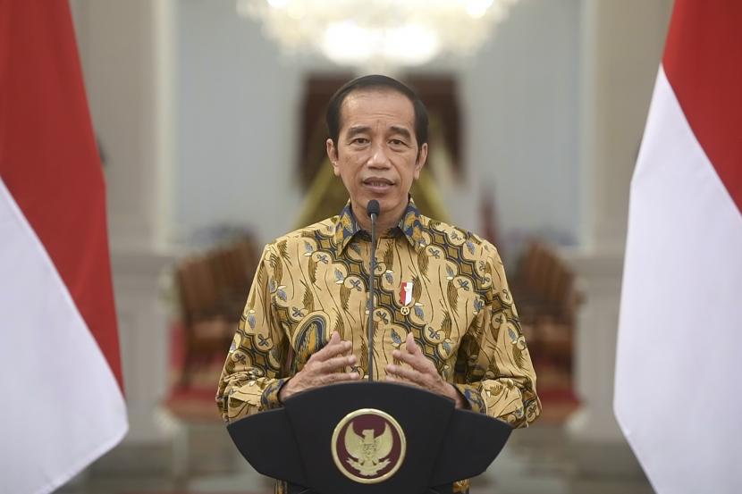 Presiden Joko Widodo (Jokowi) di Istana Merdeka, Jakarta Pusat, Ahad (25/7/2021).