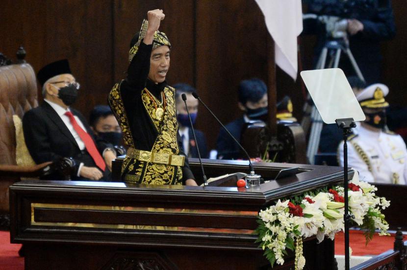 Kemarin, Pidato RAPBN 2021 Hingga Utang Luar Negeri. Presiden Joko Widodo menyampaikan pidato pada sidang tahunan MPR dan Sidang Bersama DPR-DPD di Komplek Parlemen, Senayan, Jakarta, Jumat (14/8).