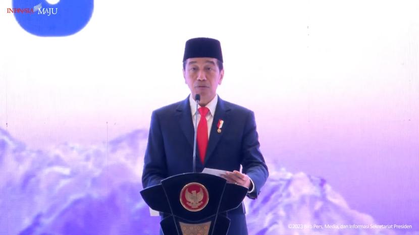 Presiden Joko Widodo. Muhammad Lutfi menyebut Presiden Joko Widodo atau Jokowi merupakan sosok kepala negara yang cakap dan lengkap.