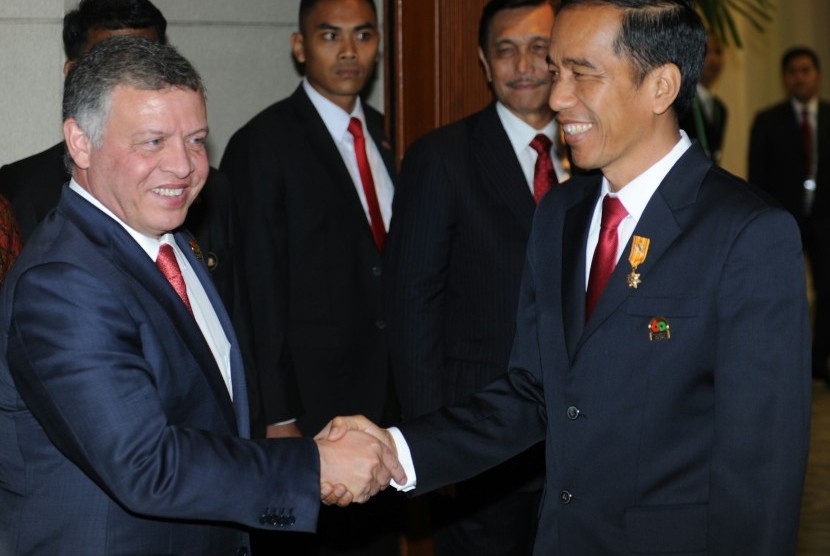 Presiden Jokowi bersama Raja Yordania Abdullah.
