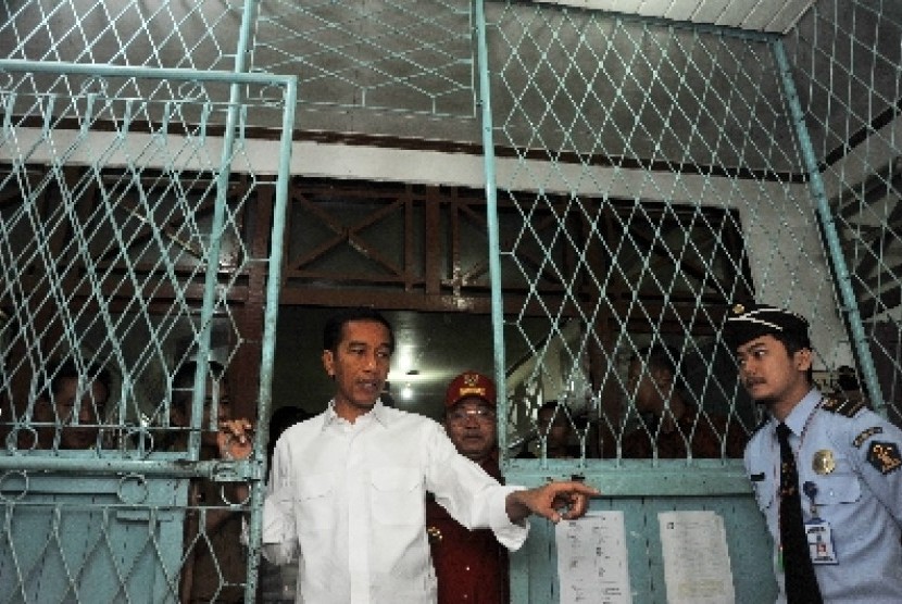 Presiden Jokowi di Pos Pemeriksaan Lintas Batas (PLB) Entikong di Kabupaten Sanggau, Kalbar, Rabu (21/1).