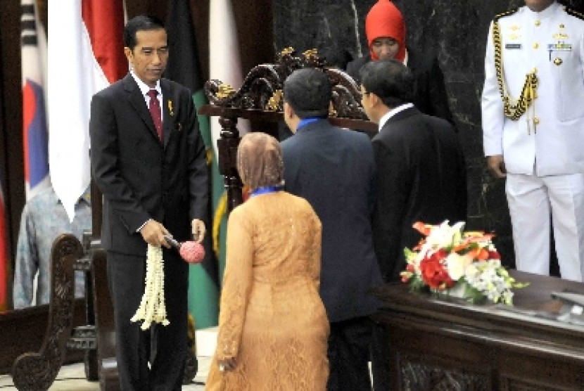 Presiden Jokowi saat pembukaan Konferensi Parlemen Asia-Afrika di Gedung Nusantara, Senayan, Jakarta, Kamis (23/4).