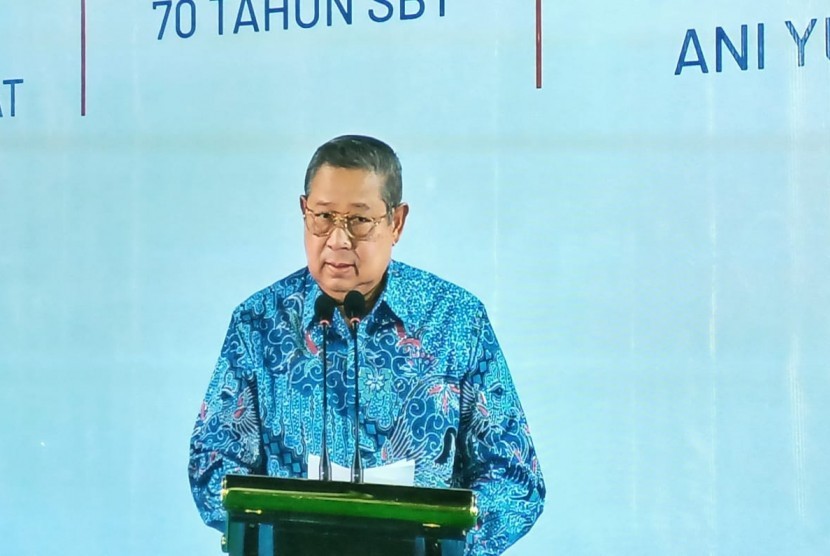 Presiden ke-6 Republik Indonesia sekaligus Ketua Majelis Tinggi Partai Demokrat Susilo Bambang Yudhoyono (SBY) dilaporkan ke Bareskrim Polri.