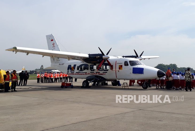 Presiden memberikan nama pesawat N219 dengan julukan Nurtanio yang diambil dari nama Pahlawan Dirgantara Laksamana Muda Udara (Anumerta) Nurtanio Pringgoadisuryo. 