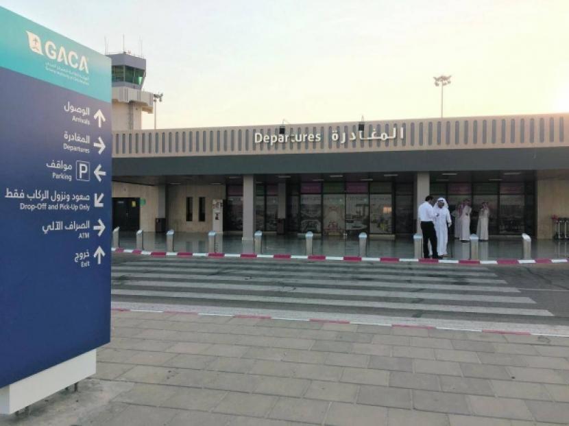  Presiden Otoritas Umum Penerbangan Sipil (GACA) Arab Saudi Abdulaziz Al-Duailej mengumumkan peluncuran proyek pengembangan dan perluasan Bandara Internasional Al Ahsa, Rabu (15/2/2023). Arab Saudi akan Perbesar Kapasitas Bandara Al Ahsa Hingga 250 Persen