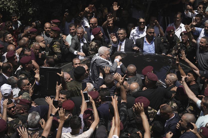 Presiden Palestina Mahmoud Abbas mengunjungi kota Jenin wilayah pendudukan Tepi Barat pada Rabu (12/7/2023).