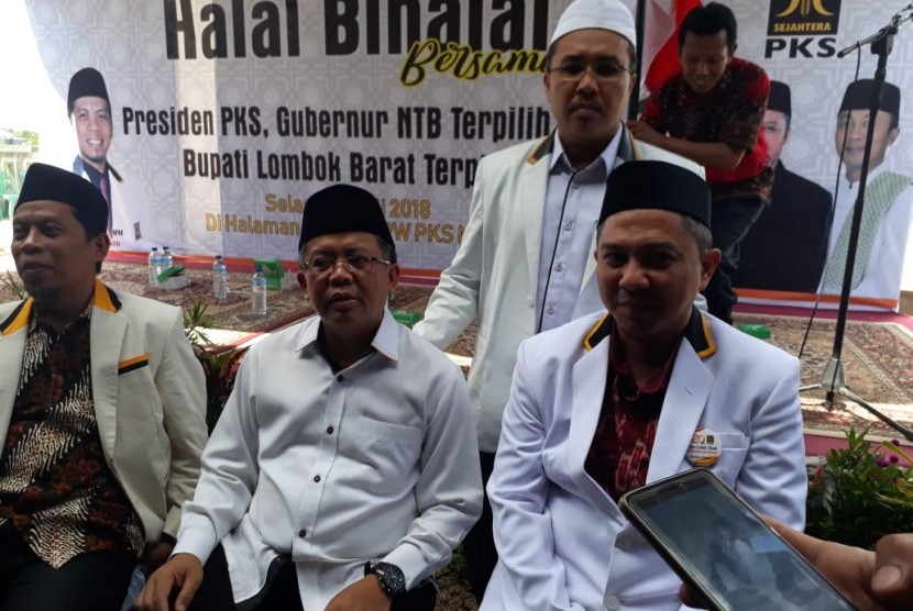 Presiden PKS Sohibul Imam saat halal bi halal bersama kader PKS NTB di Kantor DPW PKS NTB di Jalan Lingkar Selatan, Mataram, NTB, Selasa (10/7).