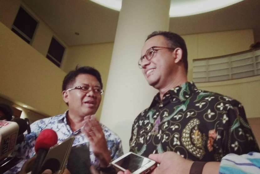 Wakil Ketua Majelis Syura PKS Mohamad Sohibul Iman dan gubernur DKI Jakarta periode 2017-2022 Anies Rasyid Baswedan.