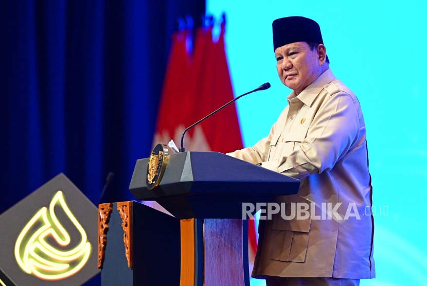 Presiden Prabowo berpidato dalam Konvensi dan Pameran Tahunan Ke-49 Indonesian Petroleum Association (IPA) Tahun 2025 di ICE BSD, Kabupaten Tangerang, Banten, Rabu (21/5/2025).