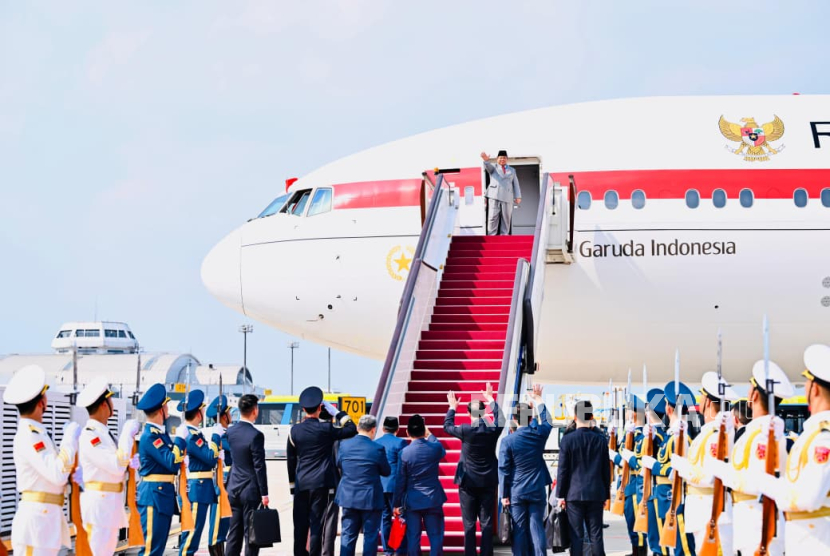 Presiden Prabowo Subianto bertolak dari Beijing pada Rabu (3/9/2025) sekitar pukul 15.30 waktu setempat.