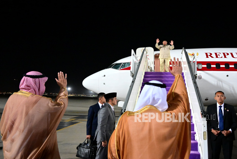 Presiden Prabowo Subianto di Royal Terminal Bandara Internasional King Abdulaziz, Jeddah, Kamis (3/7/2025) dini hari WIB.