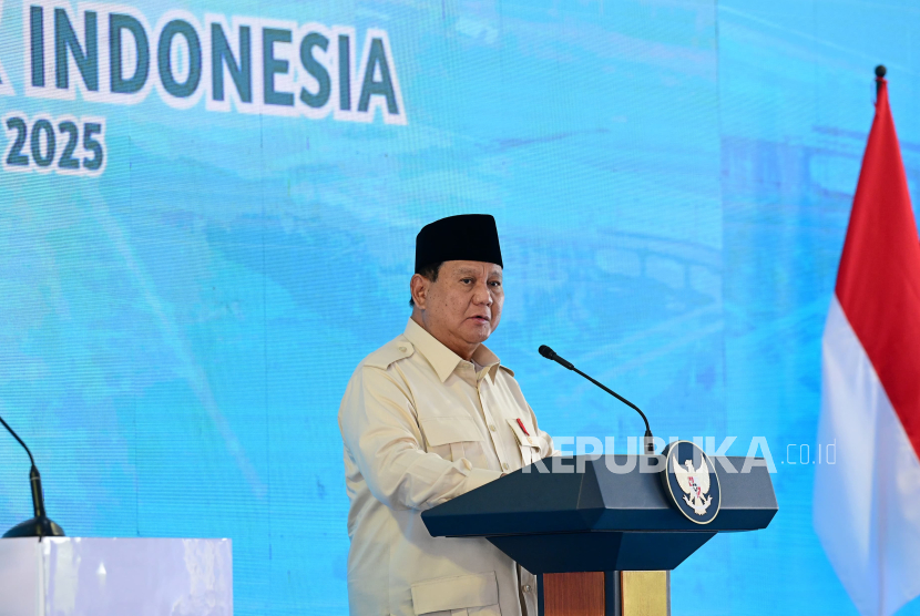 Presiden Prabowo Subianto meresmikan Kawasan Ekonomi Khusus (KEK) Industropolis di Batang, Jawa Tengah, Kamis (20/3/2025).