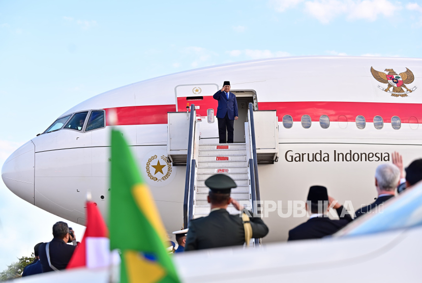 Presiden RI Jenderal (Purn) Prabowo Subianto di Pangkalan Udara Brasilia, Rabu (9/7/2025) sekitar pukul 17.20 waktu setempat.