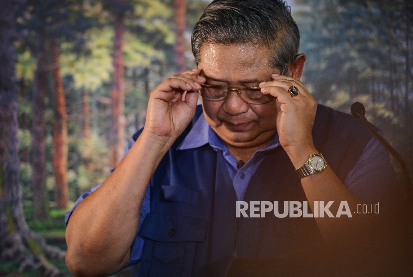 Presiden RI keenam yang juga Ketua Umum Partai Demokrat Susilo Bambang Yudhoyono (SBY). 
