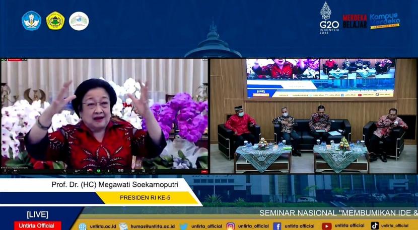 Presiden RI Kelima yang juga Ketua Dewan Pengarah Badan Pembinaan Ideologi Pancasila (BPIP) Megawati Soekarnoputri,