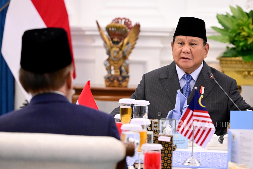 Presiden RI Prabowo Subianto dan Perdana Menteri (PM) Malaysia Dato’ Seri Anwar Ibrahim, menggelar annual consultation meeting di Istana Merdeka, Jakarta Pusat pada Selasa (29/7/2025).