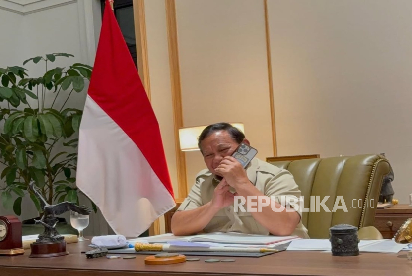 Presiden RI Prabowo Subianto pada Kamis (13/6/2025), menerima telepon dari Presiden AS Donald John Trump.
