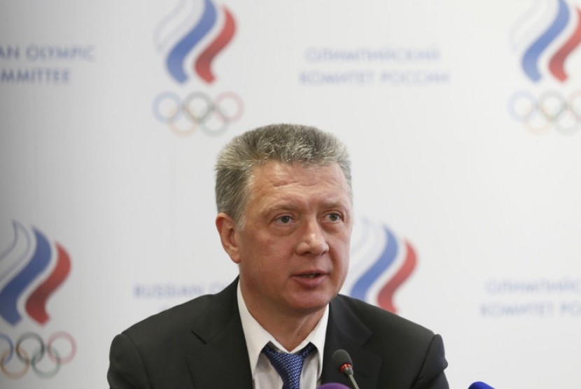 Presiden RUSAF Dmitry Shlyakhtin mendapatkan larangan dari Dewan Unit Integritas Atletik (AIU) terkait pelanggaran doping atlet-atlet atletik Rusia.