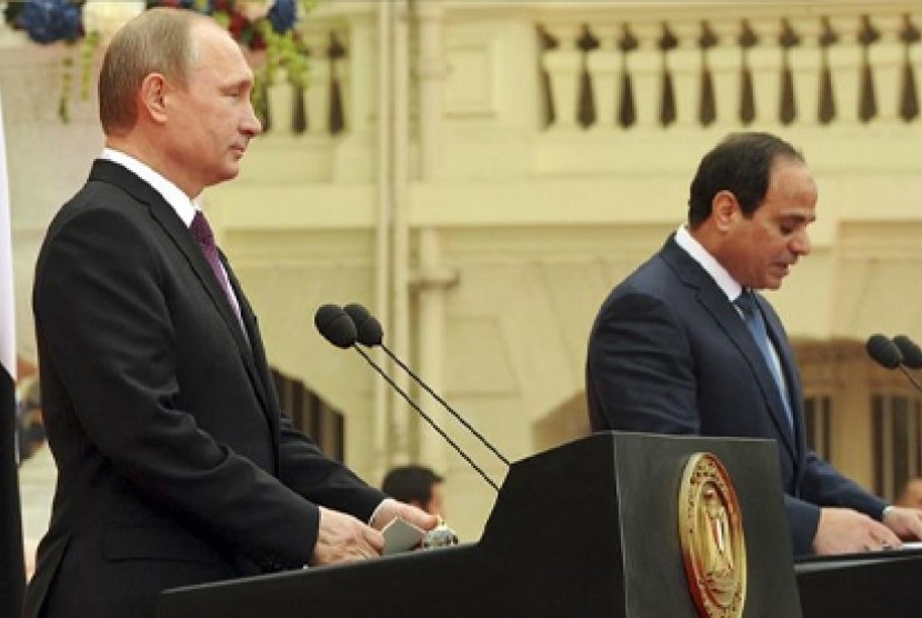 Presiden Rusia Vladimir Putin dan Presiden Mesir Abdel Fattah el-Sisi