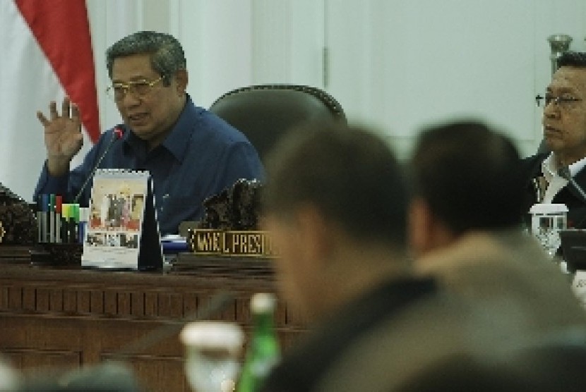 Presiden SBY memimpin rapat terbatas terkait ekonomi di Kantor Presiden Jakarta.