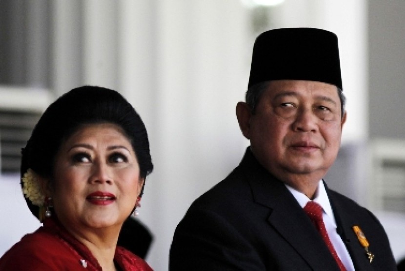 Presiden Susilo Bambang Yudhoyono dan Ibu Ani Yudhoyono.