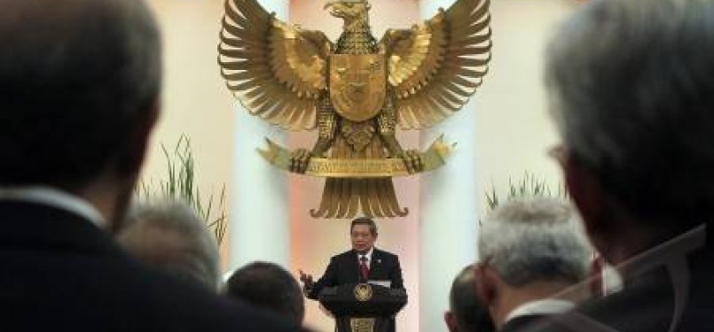 Presiden Susilo Bambang Yudhoyono memaparkan sejumlah kebijakan nasional dan luar negeri Indonesia kepada Kepala Perwakilan Asing di Jakarta di Gedung Pancasila Kementerian Luar Negeri, Jakarta, Rabu (15/2). 