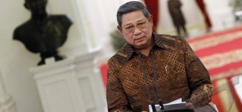 Presiden Susilo Bambang Yudhoyono mengumumkan hasil perombakan (reshuffle) Kabinet Indonesia Bersatu II di Istana Merdeka, Jakarta, Selasa (18/10) malam.