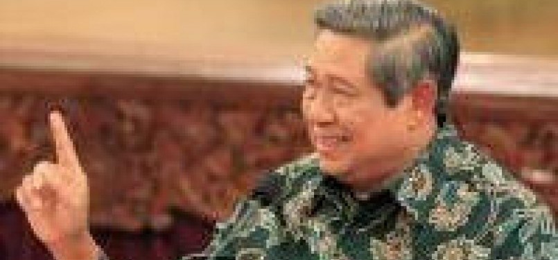Presiden Susilo Bambang Yudhoyono menjawab sejumlah pertanyaan pers di Istana Negara, Jakarta, Senin (13/2) malam. 