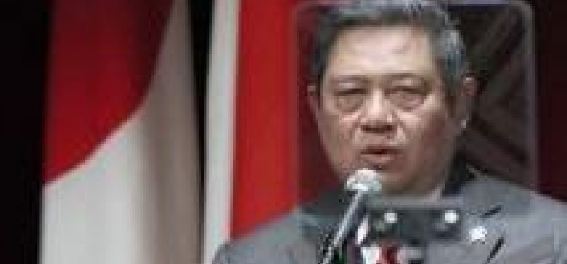 Presiden Susilo Bambang Yudhoyono terlihat melalui layar prompter ketika memberikan pidato di Institut Pascasarjana Nasional Untuk Penelitian Kebijakan (GRIPS) di Tokyo, Jumat (17/6).