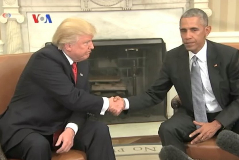 Presiden terpilih Donald Trump bersama Presiden menjabat Barack Obama