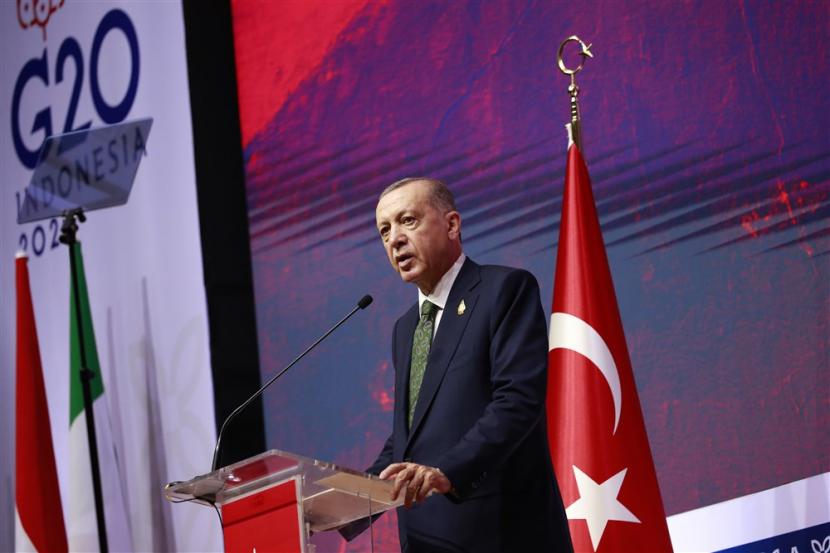  Presiden Turki Recep Tayyip Erdogan mengatakan Turki adalah salah satu negara yang paling banyak terpapar berita palsu atau hoaks.
