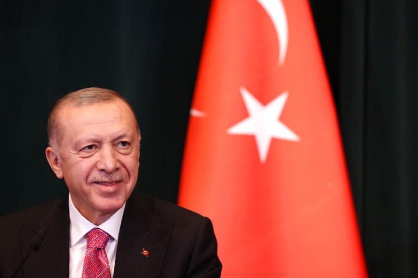 Presiden Turki, Recep Tayyip Erdogan mengatakan negaranya berharap Swedia mengambil langkah-langkah serius untuk menangani terorisme