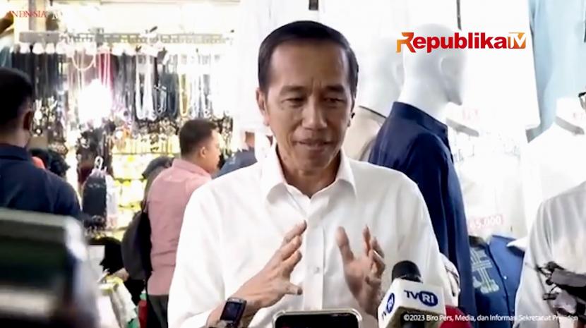 Presiden Jokowi. Jokowi sebut penangkapan Lukas Enembe buktikan semua sama di mata hukum.