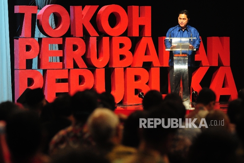 President Director of Republika, Erick Thohir, gives speech in the ceremony 'Figure of Change Republika 2015' di Djakarta Theater, Jakarta, on Monday (21/3). 