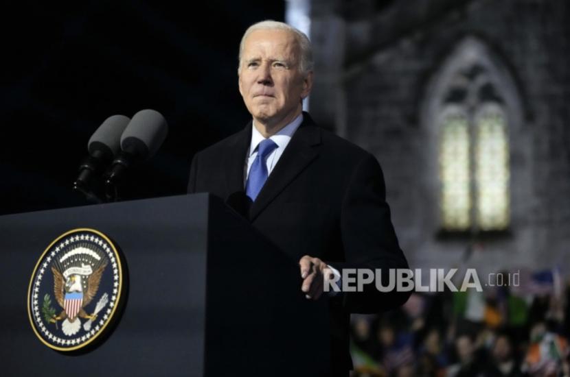 President Joe Biden speaks outside St. Muredachs Cathedral in Ballina, Ireland, Friday, April 14, 2023. 