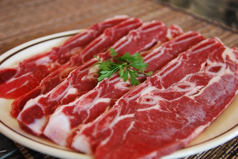 Pria dianjurkan mengonsumsi daging merah karena kandungan selenium daging baik bagi kesehatan pria.