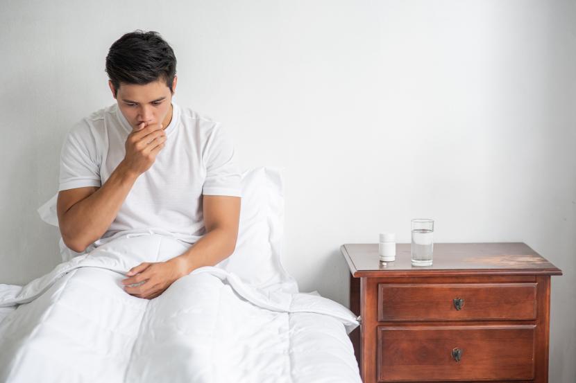 Pria juga bisa mengalami morning sickness. (ilustrasi)
