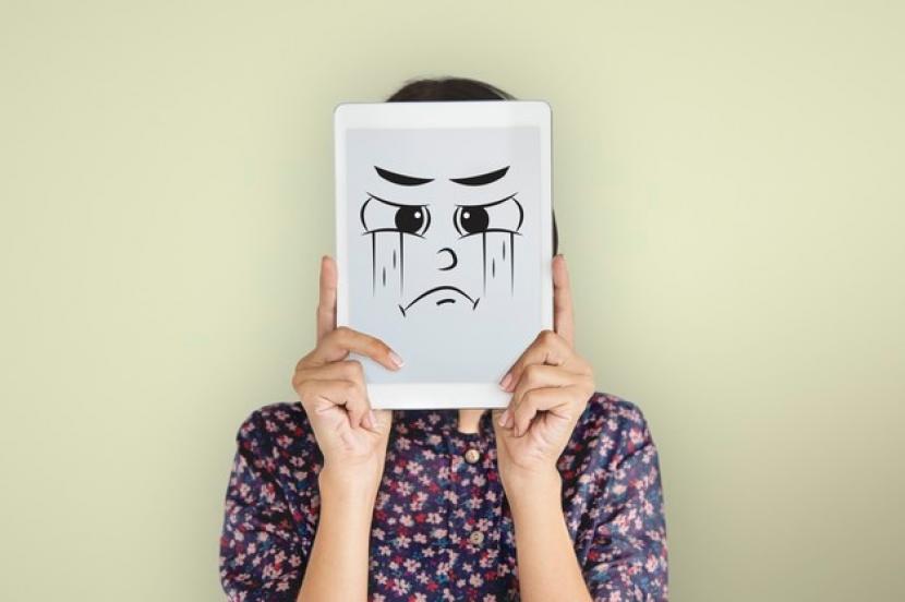 Pria lebih jarang menangis dibandingkan wanita (ilustrasi).