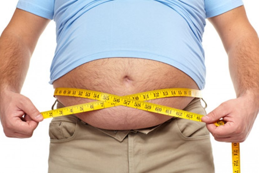 Pria perut gendut atau buncit karena memang pada daerah perut pria inilah tertumpuk lebih banyak lemak. 